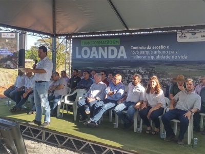 GOVERNADOR EM LOANDA